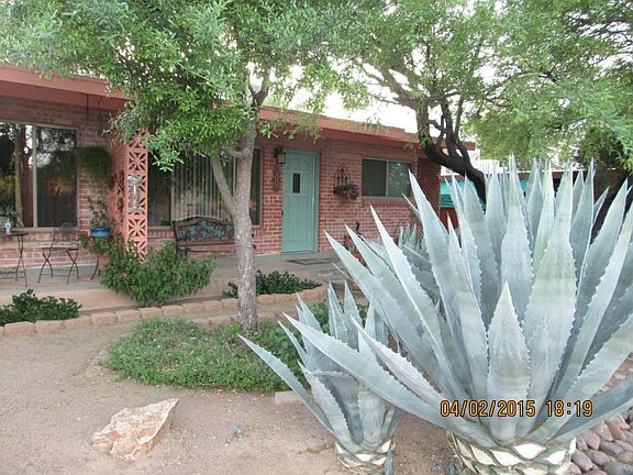 Front of duplex