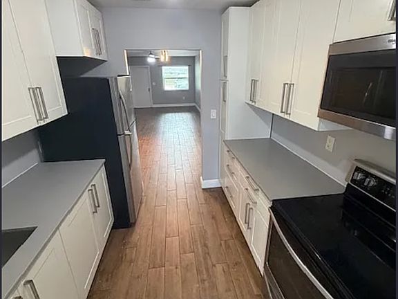 2nd image of 315 SE 23rd Ave