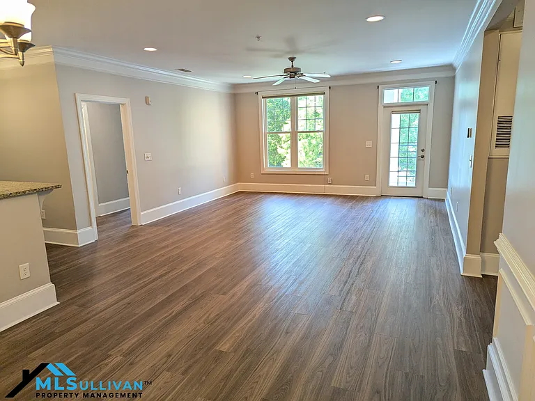 501 Finsbury St #204-1 — Photo 2