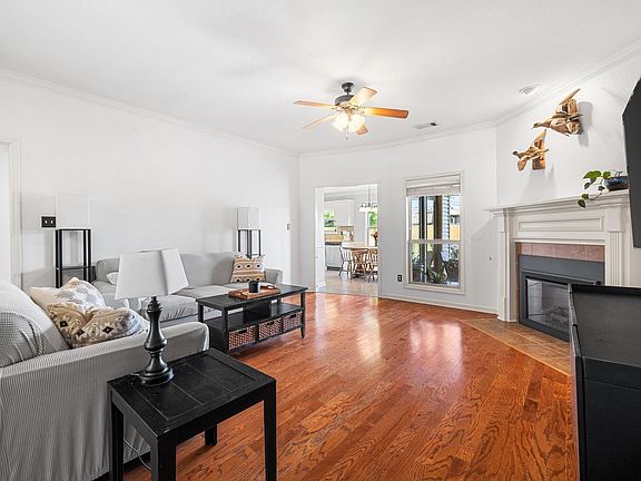 5th image of 73 Seminole Cir