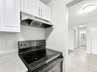 Park Place on Village Green Apartments, London, ON N6K 1G6