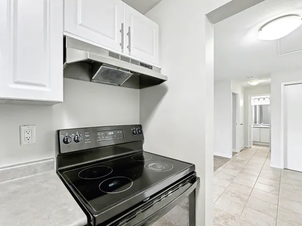 Park Place on Village Green Apartments