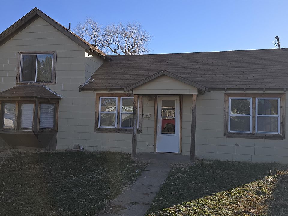1st image of 214 N 11th Ave