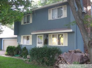 1154 Benton Way, Arden Hills, MN 55112