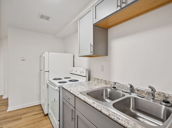 441-443-445 Library St #6