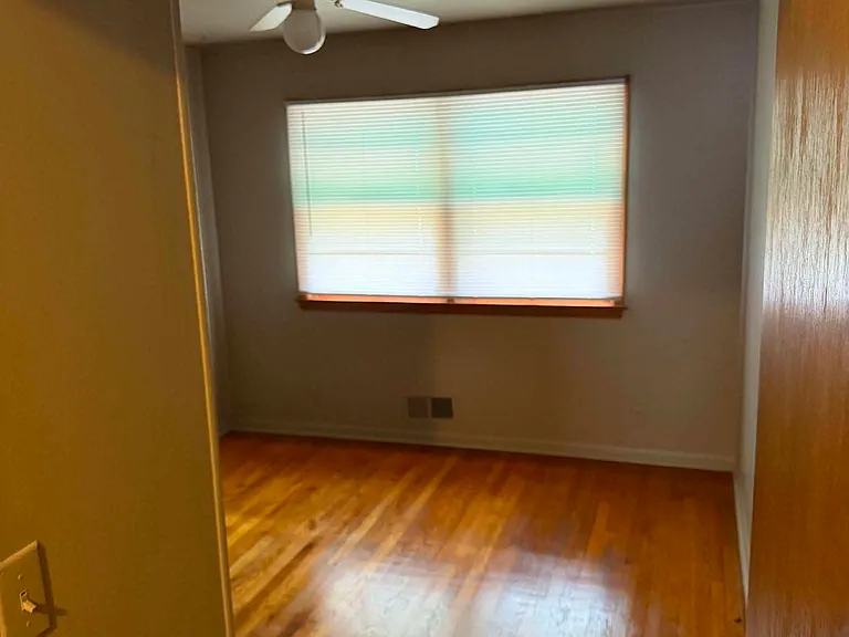 3420 S Oxford Ave — Photo 7