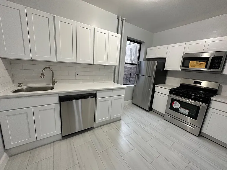 6412 - Golden Crest 6412 Park Avenue, LLC — Photo 22