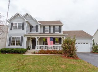 318 Comstock Dr, Elgin, IL 60124