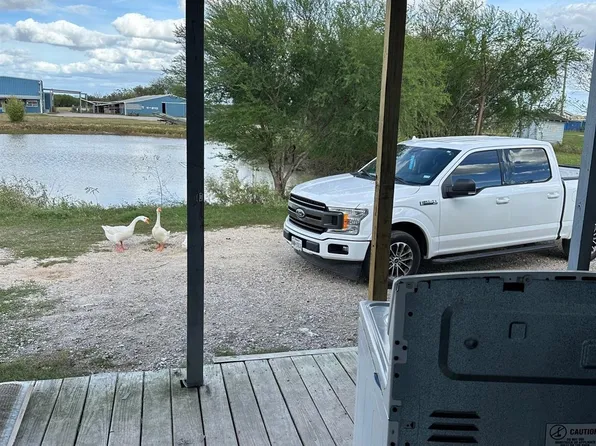 2134 Fm 1875 Rd, Beasley, TX 77417