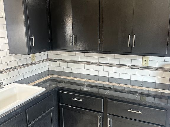 2nd image of 4715 W Capitol Dr #2