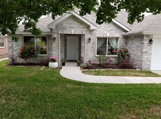 519 W Creek Dr, Royse City, TX 75189