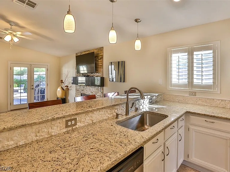 3240 Peaceful Shadows Ct — Photo 12