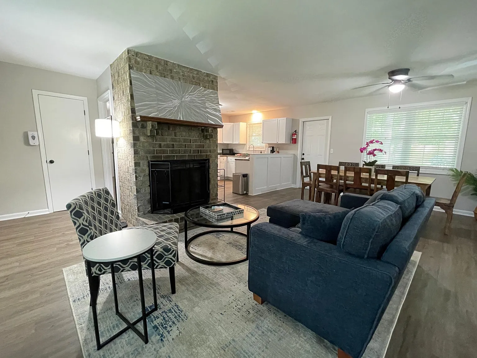 1315 Maryland Dr — Photo 4