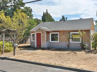 901 Hull St, Hood River, OR 97031