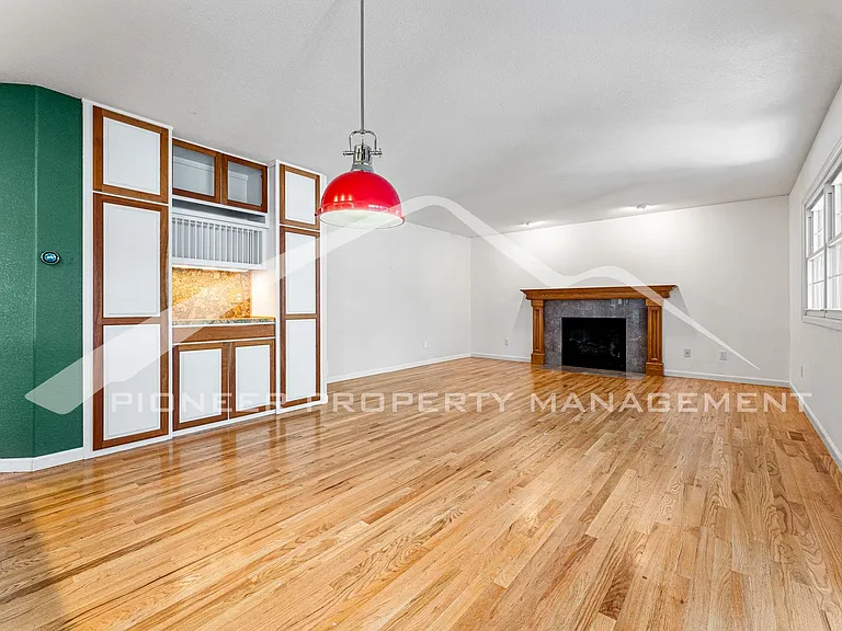 2295 Vineyard Pl — Photo 10