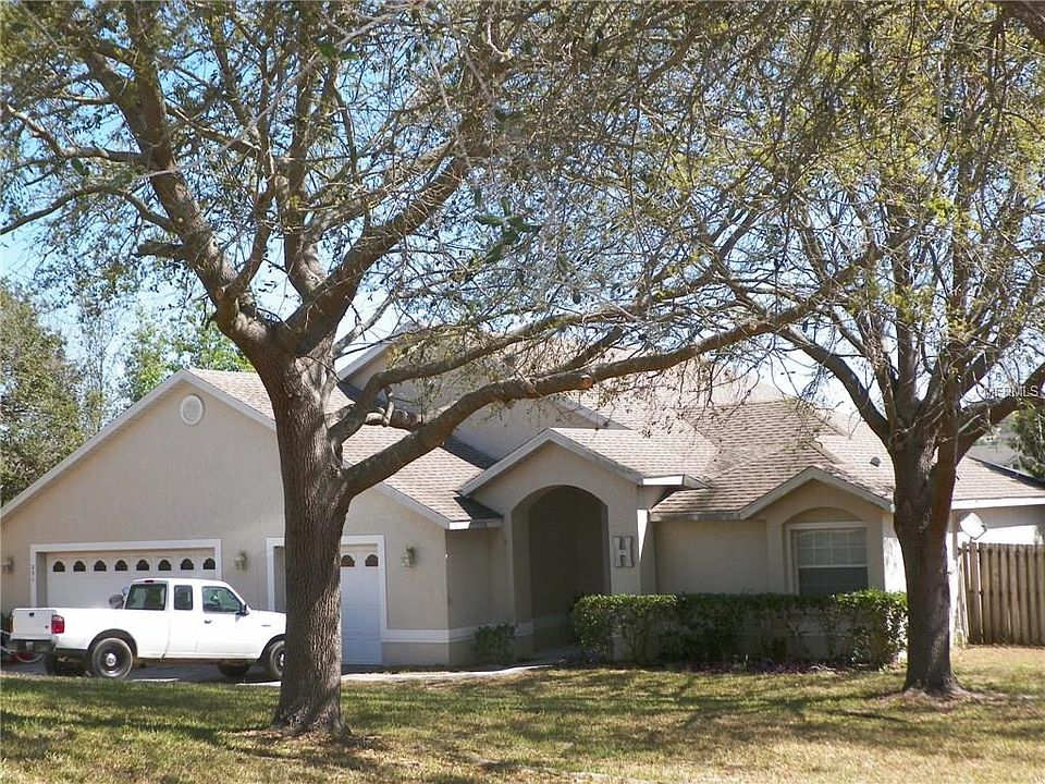 1st image of 201 Willow Bend Dr
