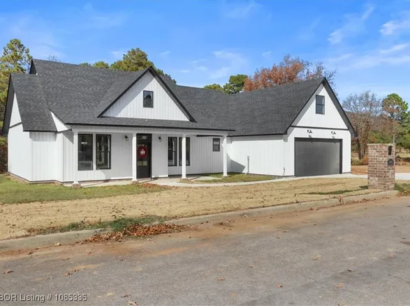 23822 Clark Griswold Ct, Wister, OK 74966