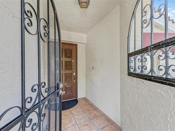 3rd image of 6101 34th St W APT 11G