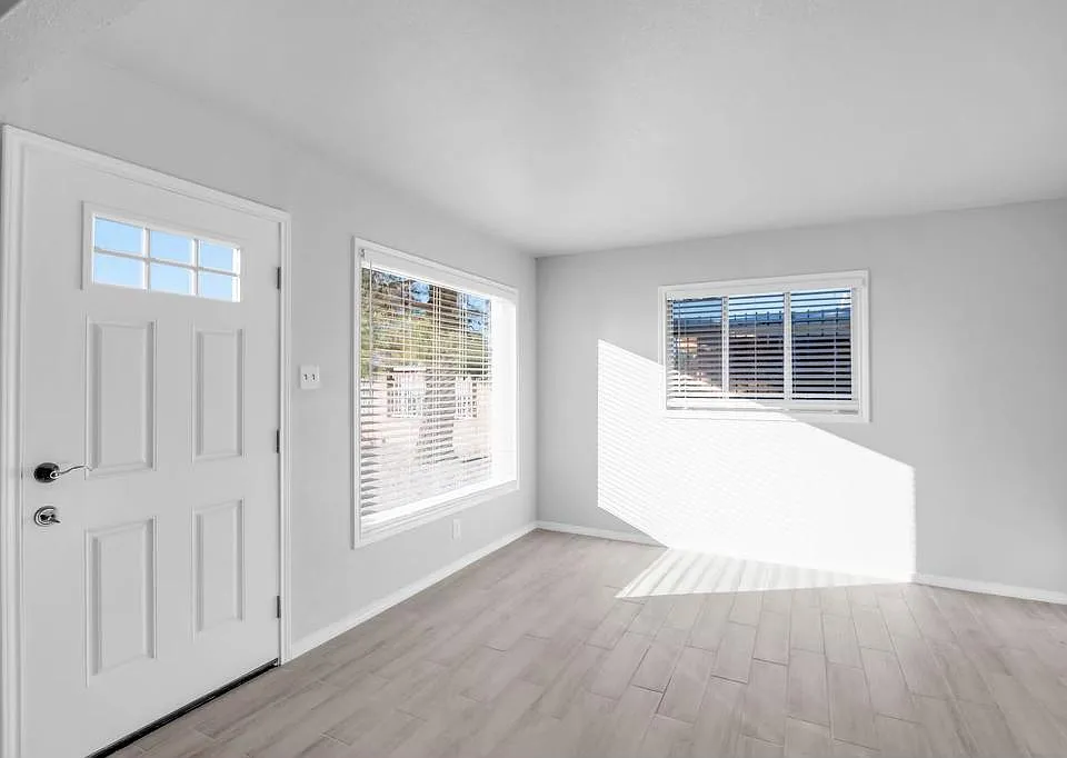 8420 Mount Ranier Dr
