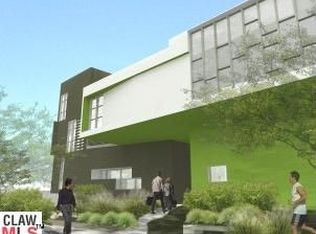 825 N Kings Rd #2, Los Angeles, CA 90069