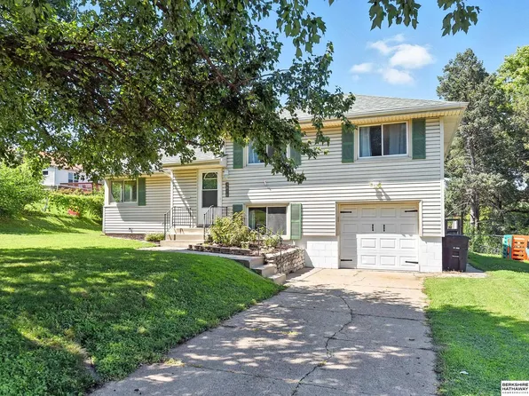 3816 Martha St, Omaha, NE 68105