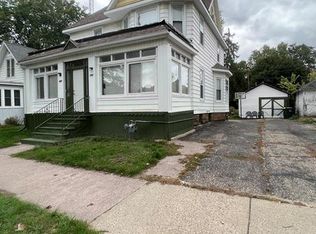 261 3rd St, Reedsburg, WI 53959