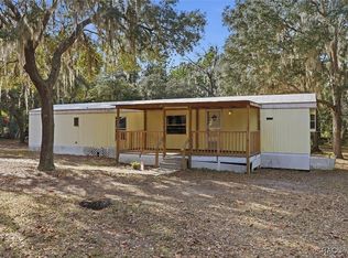 1830 S Whitehurst Ave, Homosassa, FL 34448