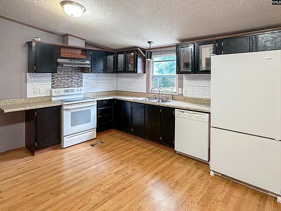 4th image of 132 Heather Ridge Dr