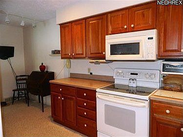 4th image of 1402 Timberland Ln