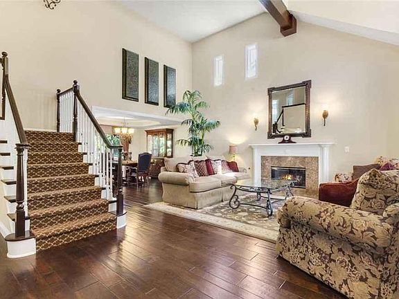 2nd image of 26008 Trana Cir