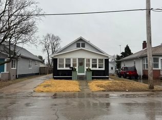 2011 Stringtown Rd, Evansville, IN 47711