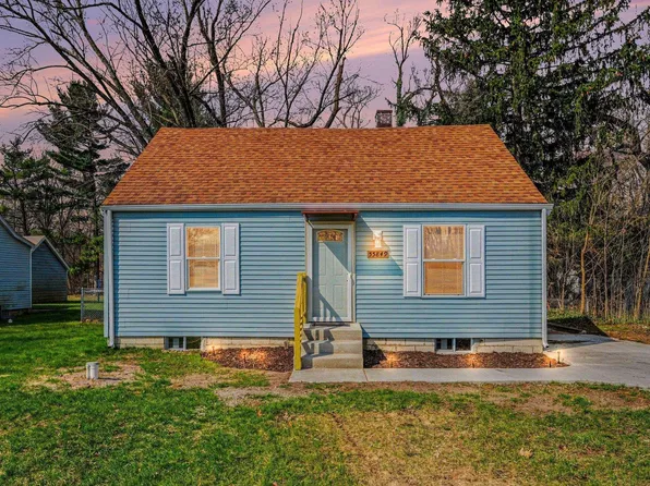 55849 Mayflower Rd, South Bend, IN 46619