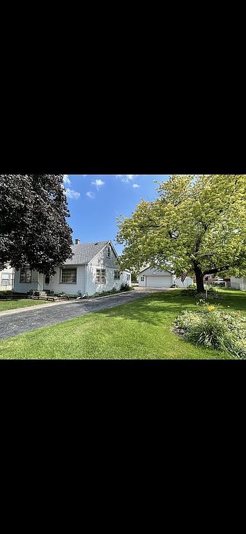 6321 W 99th St - Property Image
