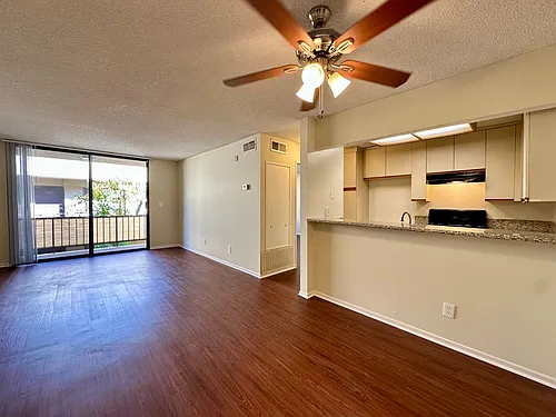 Floor plan 211