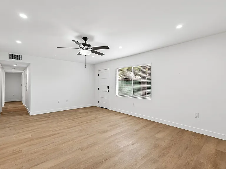Salt + Sea - Luxury Coastal Apartments near Carlsbad Village — Photo 58