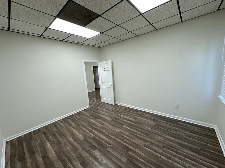 4111 Wall St #B — Photo 9