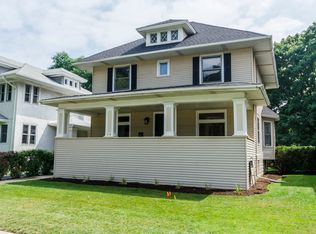 318 S East Ave, Oak Park, IL 60302