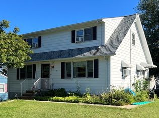 805 New York Ave, Raritan, NJ 08869