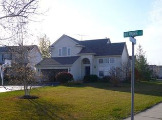 931 Kilburn Ct, Grayslake, IL 60030