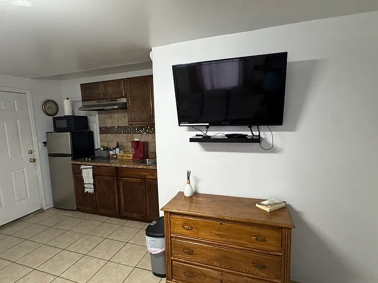 1750 Rio Vista Dr #B — Photo 10