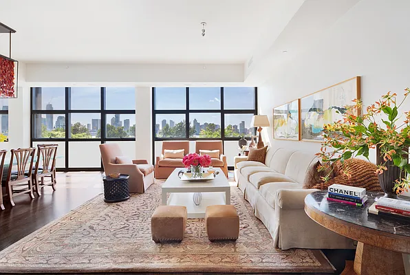 Sold by Compass | media 2