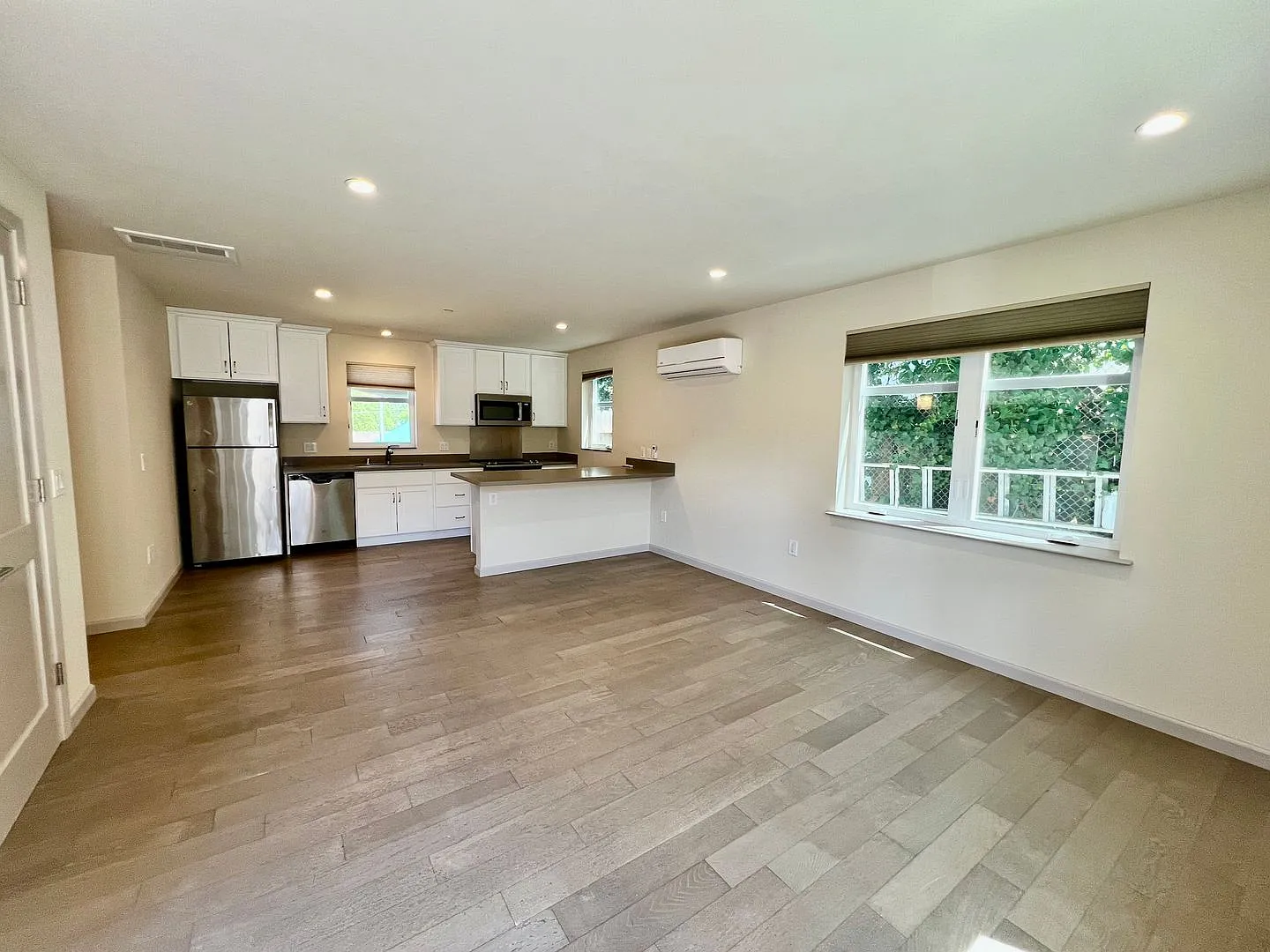 2025 Avy Ave, Menlo Park, CA 94025 — Photo 4