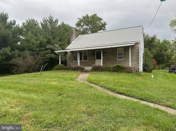 817 Bridge St, Spring City, PA 19475