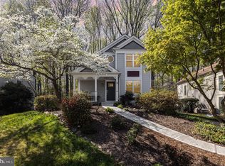 15087 Holleyside Dr, Dumfries, VA 22025