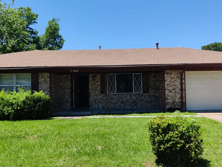 7508 Carol Dr — Photo 4