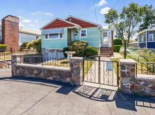 33 Lantern Rd, Revere, MA 02151