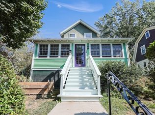 26 Velander St, Worcester, MA 01605