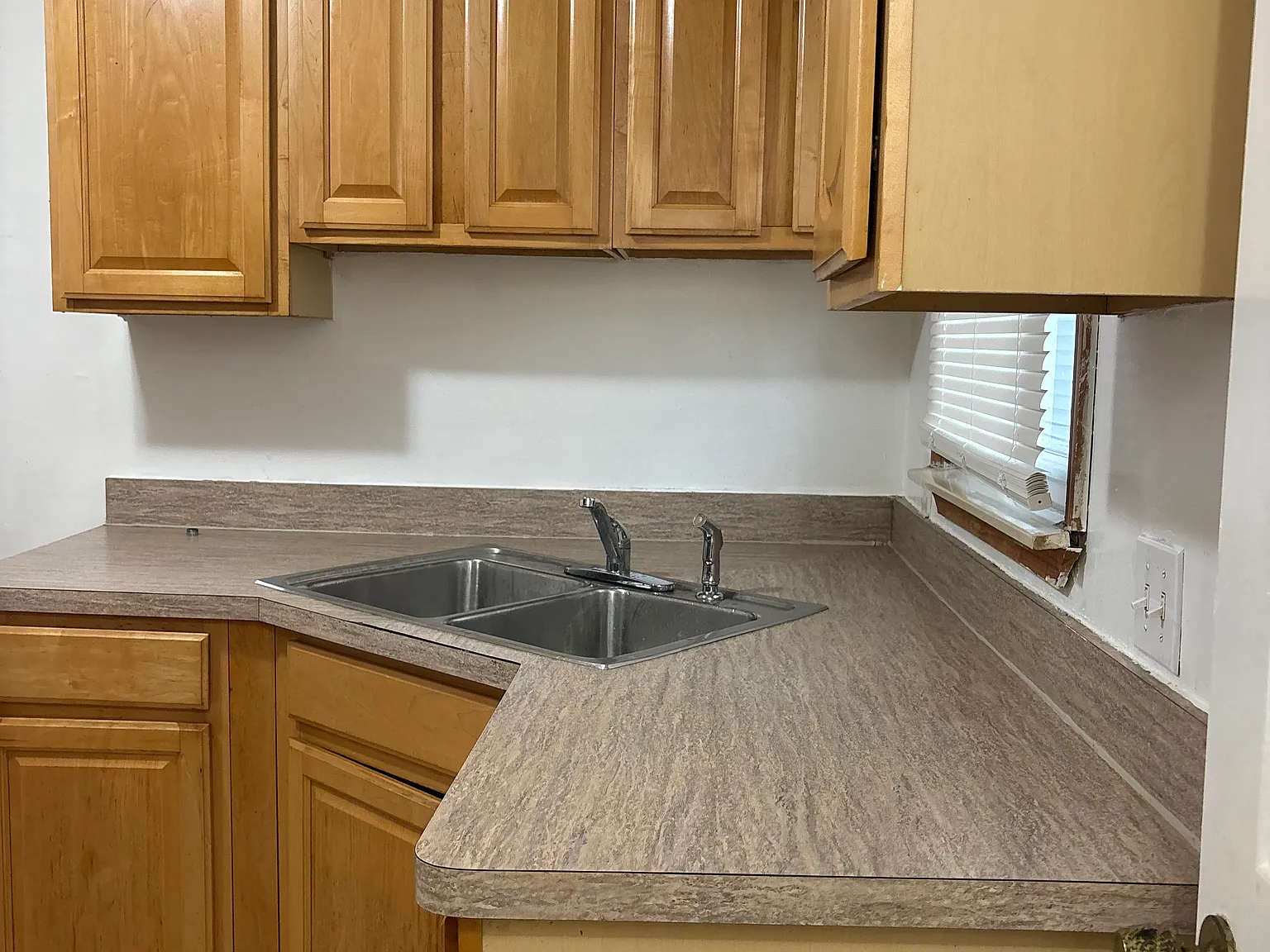 Charming 3-Bedroom Ranch in Inkster — Photo 2