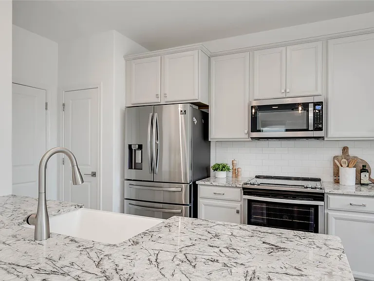 16601 Sydney Carol Ln — Photo 27