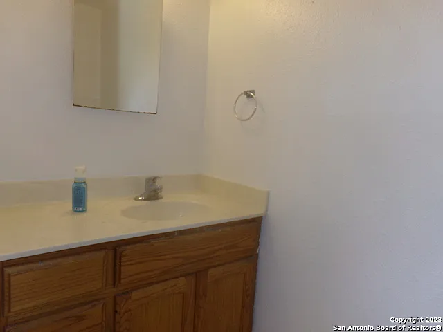 10340 Fowler Rd — Photo 33